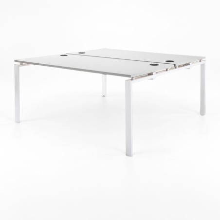 Mesa bench OPTIMUM para 2 personas con sobre de haya y patas negras